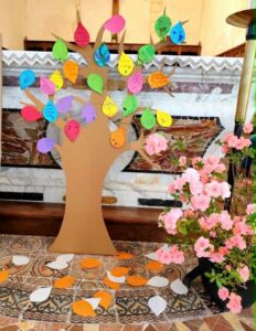 Un arbre de gratitude pour célébrer Pâques